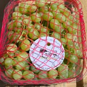 מהזנים הראשונים בעונה. ענב מתוק וללא גרעינים